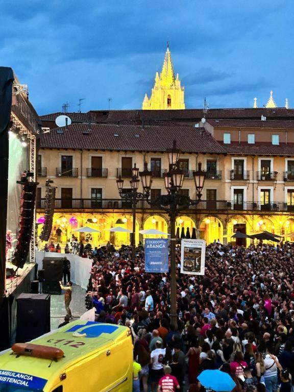 Arquitecto De La Vida- Plaza Mayor 莱昂 外观 照片