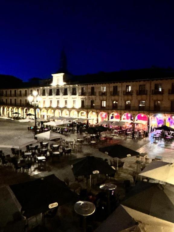 Arquitecto De La Vida- Plaza Mayor 莱昂 外观 照片
