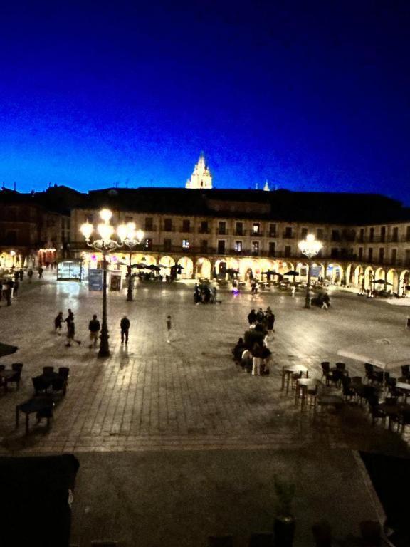 Arquitecto De La Vida- Plaza Mayor 莱昂 外观 照片